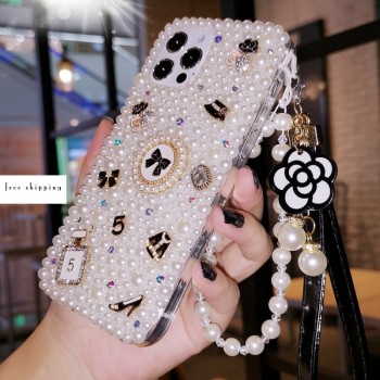Handmade Crystal Phone Case for iPhone 14 15 Plus Pro Max Case Pearl Phone Cover Luxury Charm Design & Unique Pearl iPhone Case